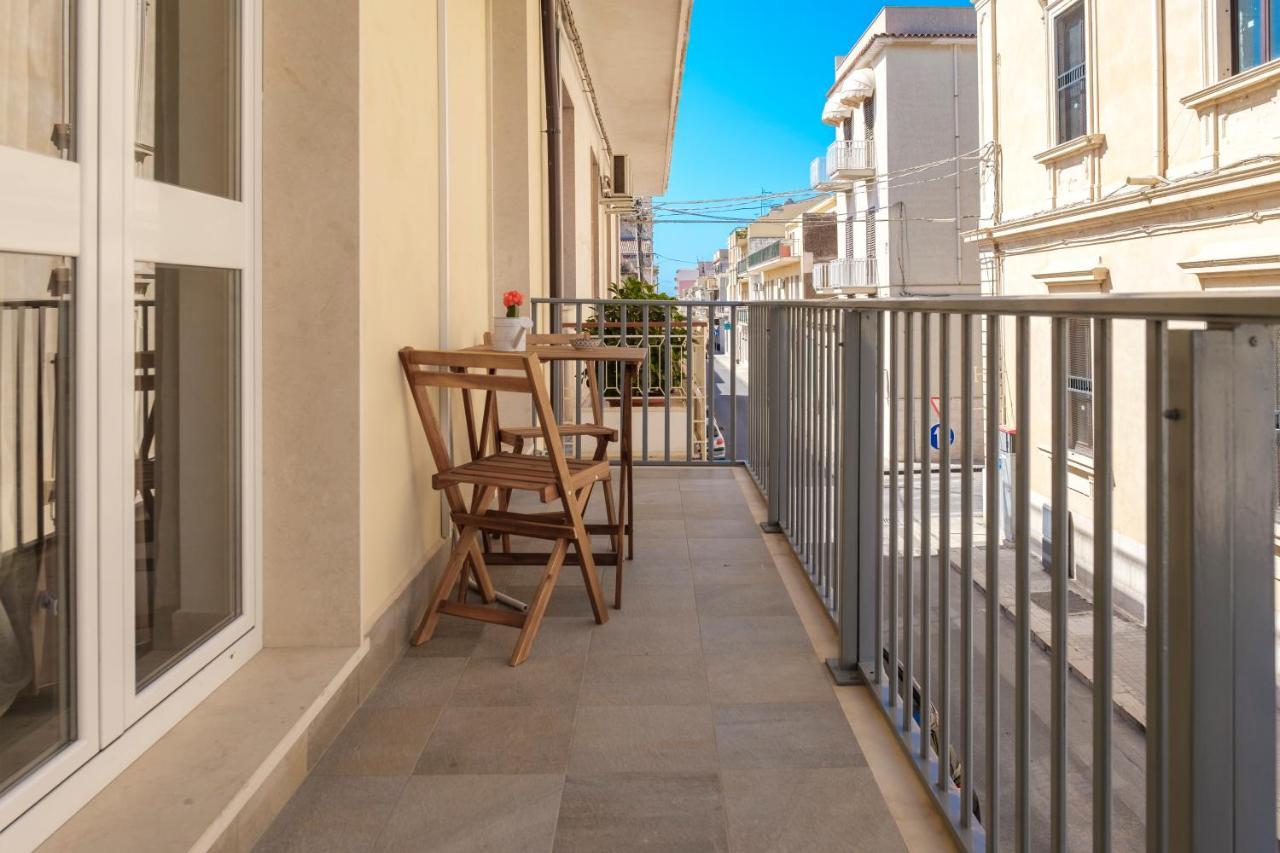 Casa Vacanze Erika Avola Esterno foto