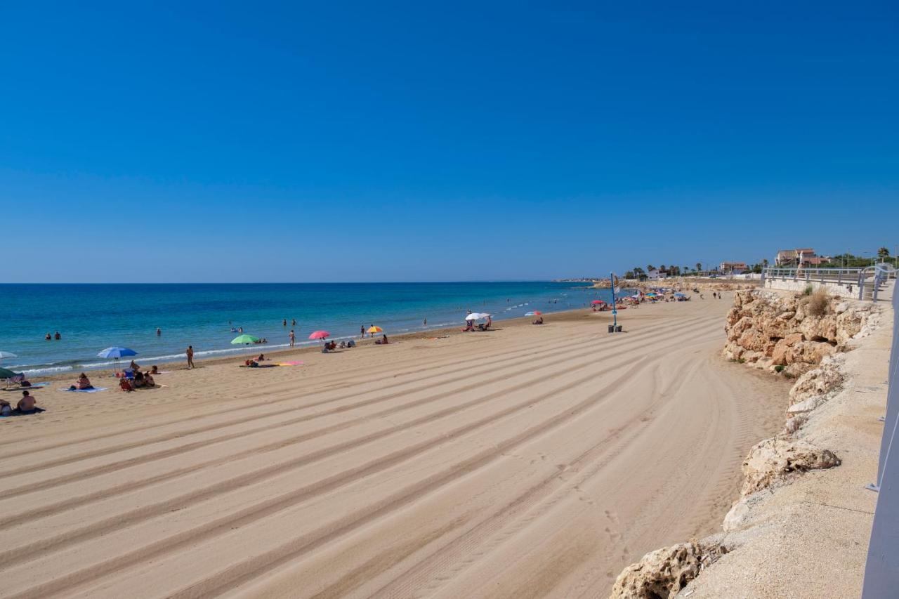 Casa Vacanze Erika Avola Esterno foto